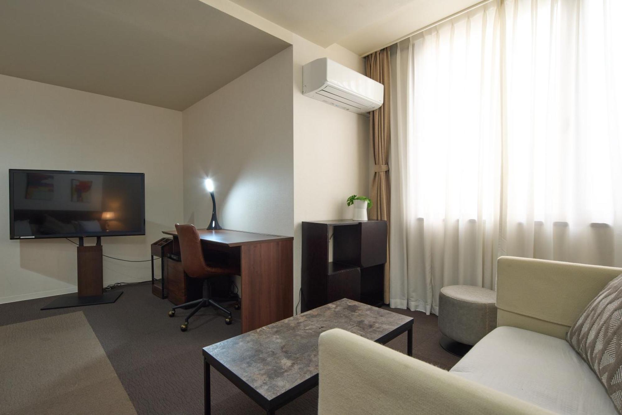 Hotel Tohkai Atsugi Esterno foto