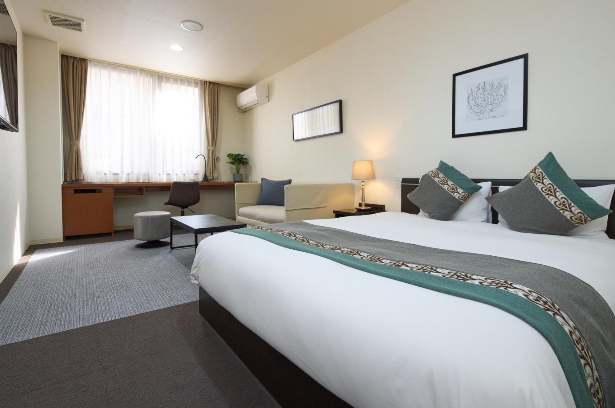 Hotel Tohkai Atsugi Esterno foto