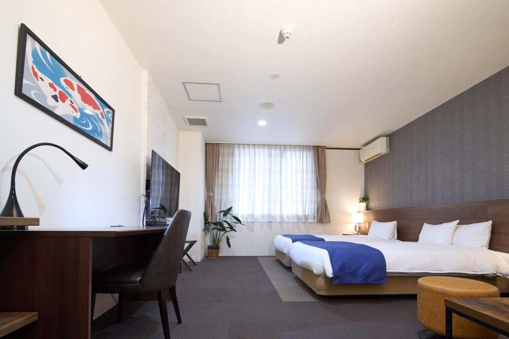 Hotel Tohkai Atsugi Esterno foto