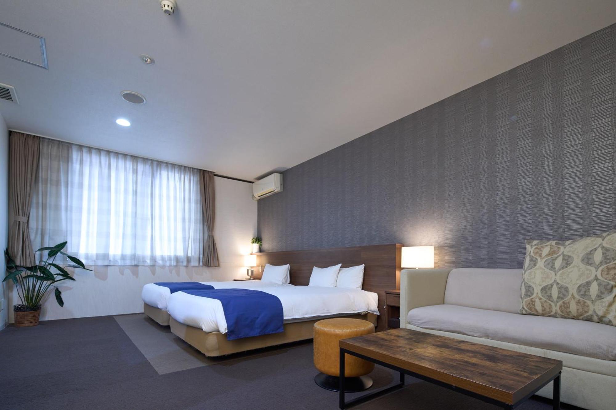 Hotel Tohkai Atsugi Esterno foto