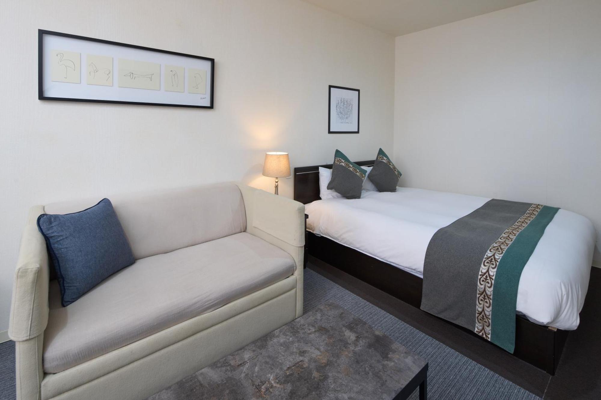 Hotel Tohkai Atsugi Esterno foto