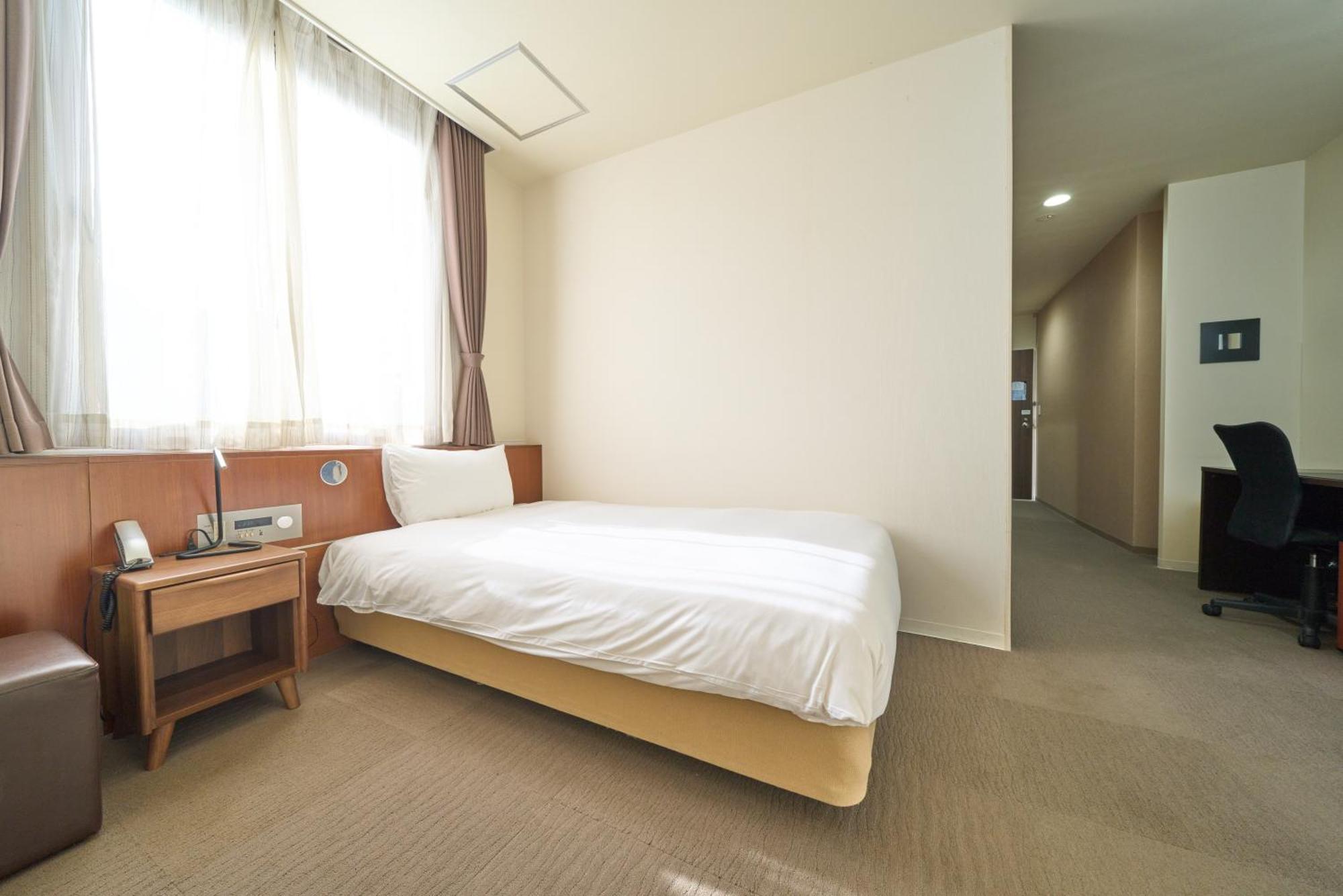 Hotel Tohkai Atsugi Esterno foto