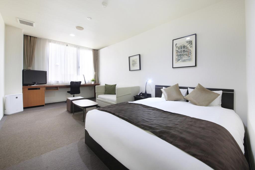 Hotel Tohkai Atsugi Esterno foto