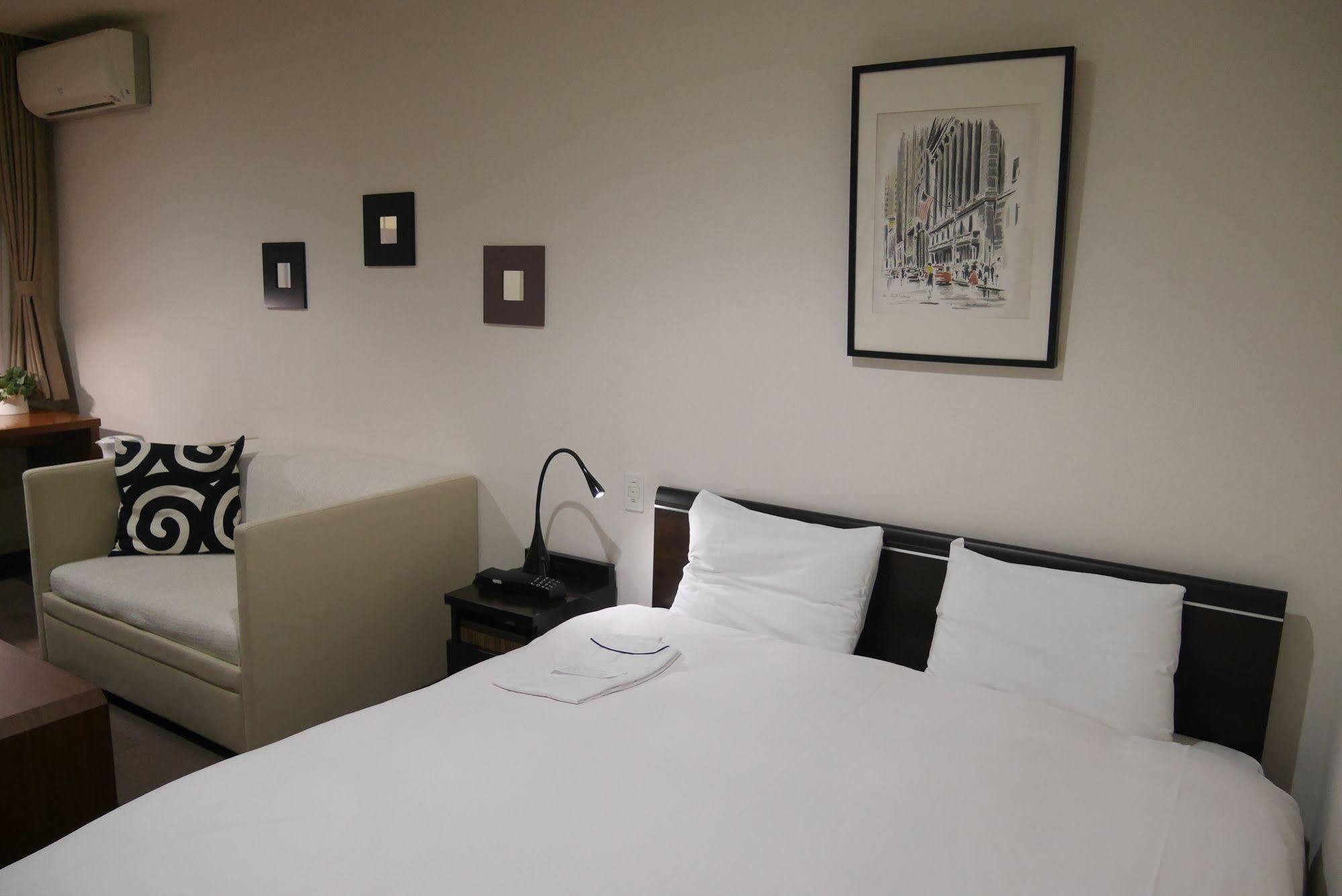 Hotel Tohkai Atsugi Esterno foto
