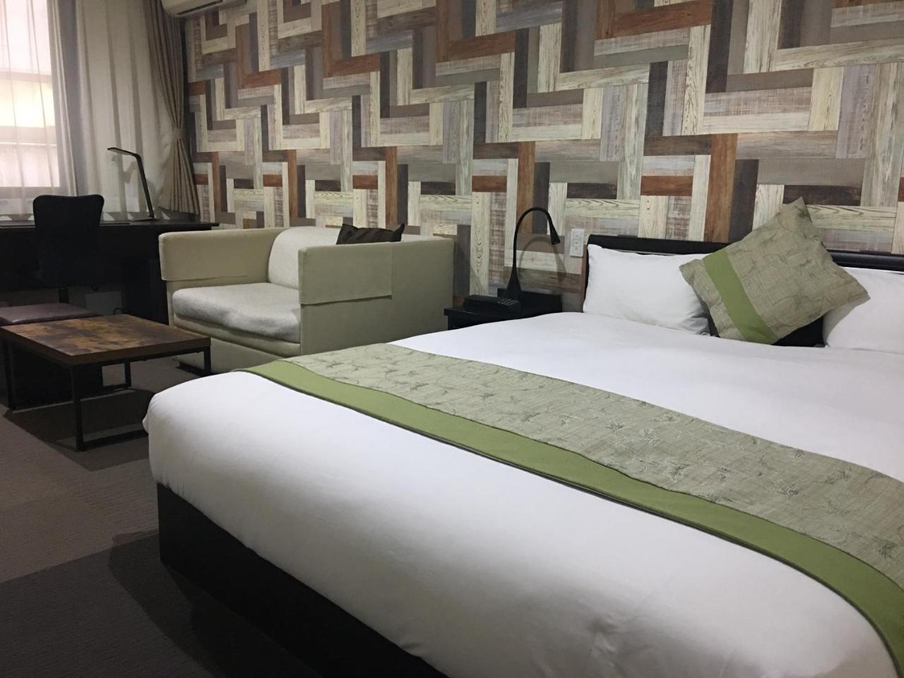 Hotel Tohkai Atsugi Esterno foto